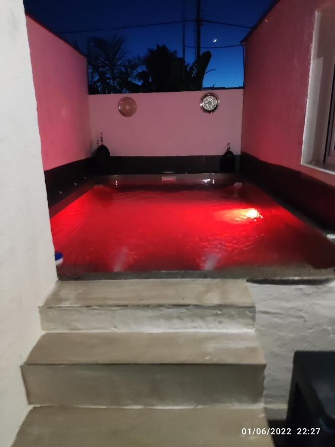 Villa Egipto Con Jacuzzi Y Piscina Climatizada Chiclana de la Frontera Exteriör bild