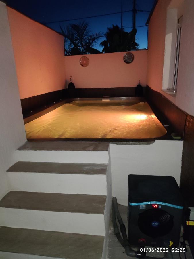 Villa Egipto Con Jacuzzi Y Piscina Climatizada Chiclana de la Frontera Exteriör bild